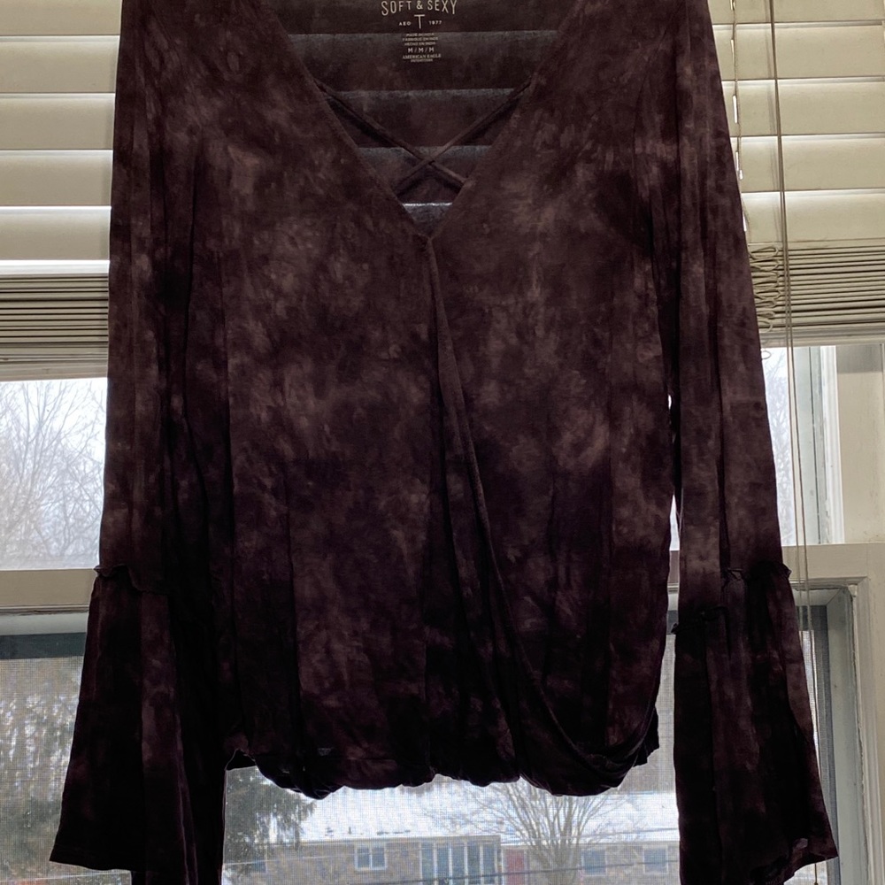 CrissCross Soft & Sexy top with Long Sleeves